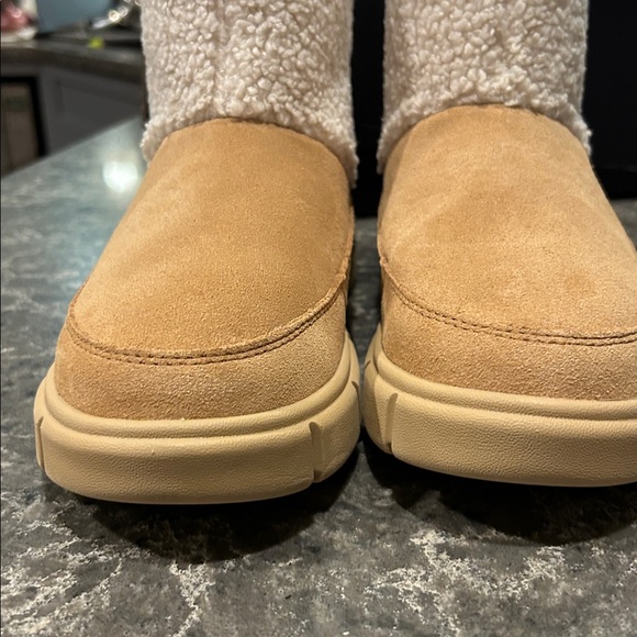 Sorel Explorer III  Slip-on Cozy Waterproof Boots - Picture 3 of 9